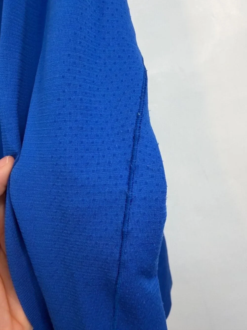 Lululemon Women's Swiftly Tech Long Sleeve Top Waist Length Royal Blue Size 14